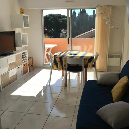 Le Nautile 1 Apartment